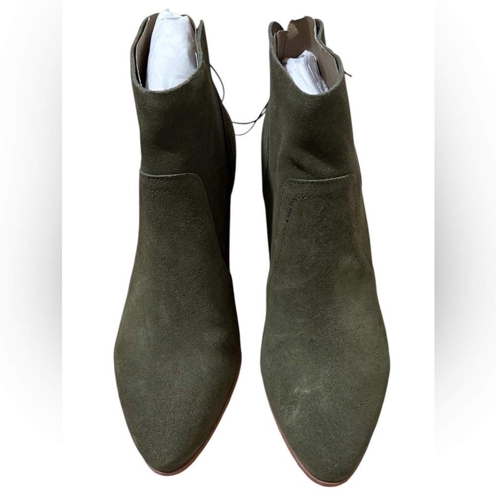Violet & Red Olive Suede Ankle Boots with Pointed Toe - Size 9